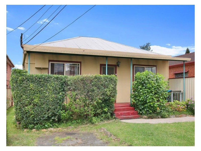 18 Crossland Street, Merrylands NSW 2160
