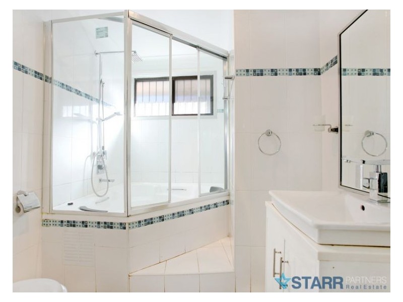 39 Sandra Street, Woodpark NSW 2164