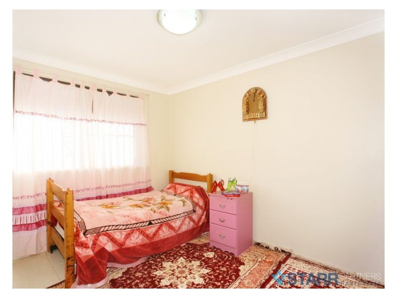 39 Sandra Street, Woodpark NSW 2164