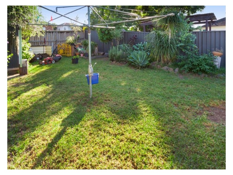 65 Queen Street, Guildford NSW 2161