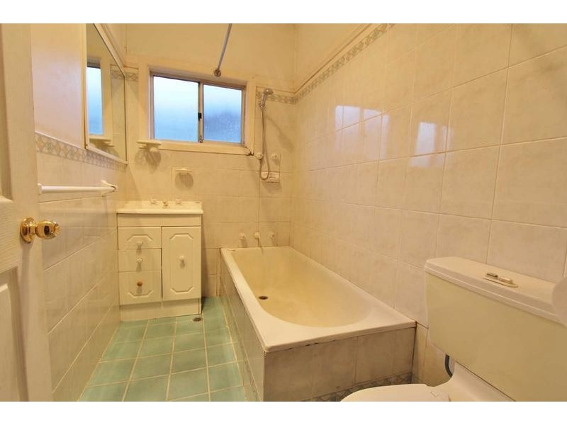 92 CENTENARY ROAD, South Wentworthville NSW 2145