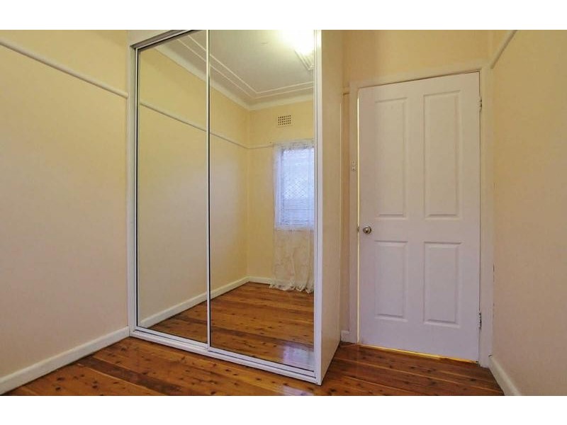 92 CENTENARY ROAD, South Wentworthville NSW 2145