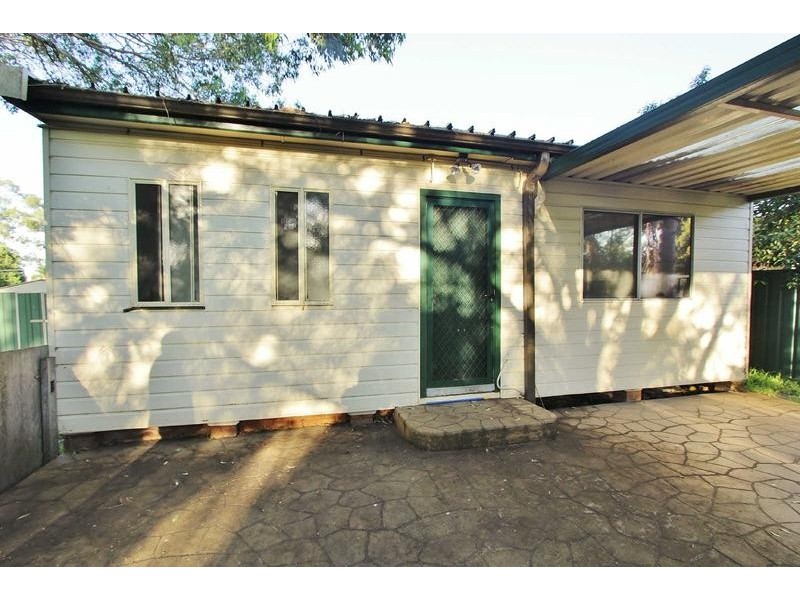 92 CENTENARY ROAD, South Wentworthville NSW 2145