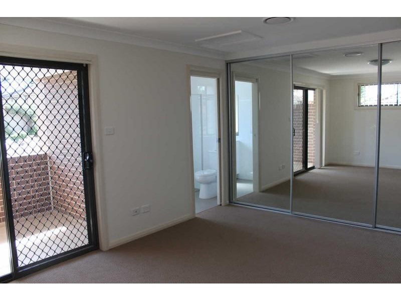 560 GUILDFORD RD, Guildford NSW 2161