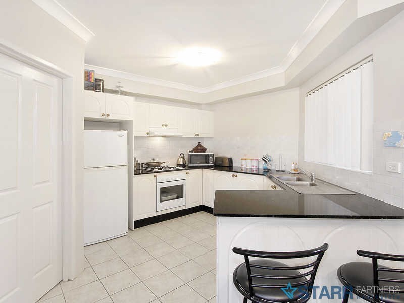 01/10-14 ARTHUR STREET, Merrylands NSW 2160