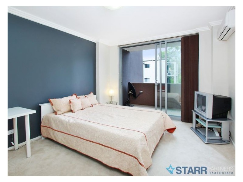 8/4 Benedict Court, Merrylands NSW 2160