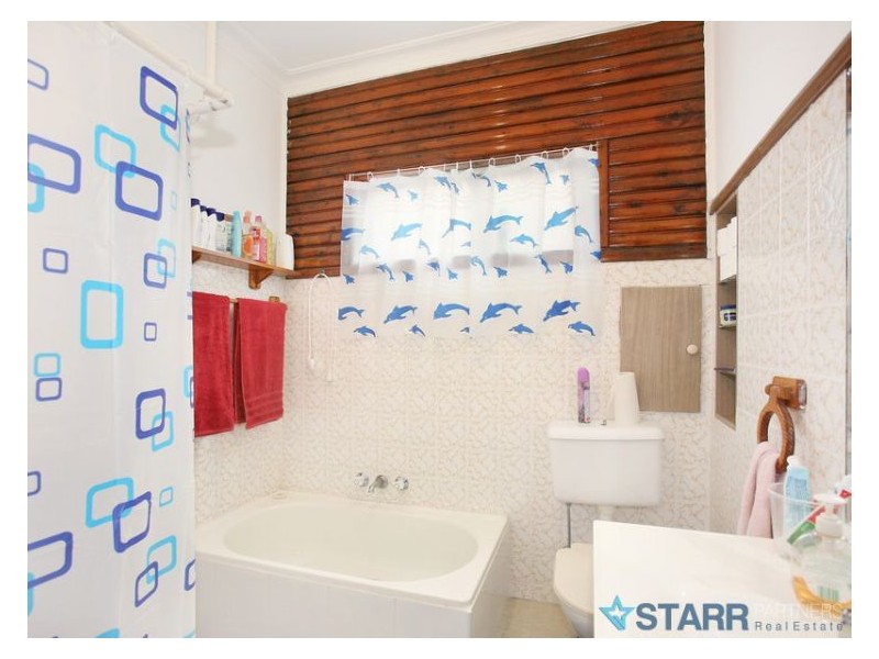 16 Allison Road, Guildford NSW 2161