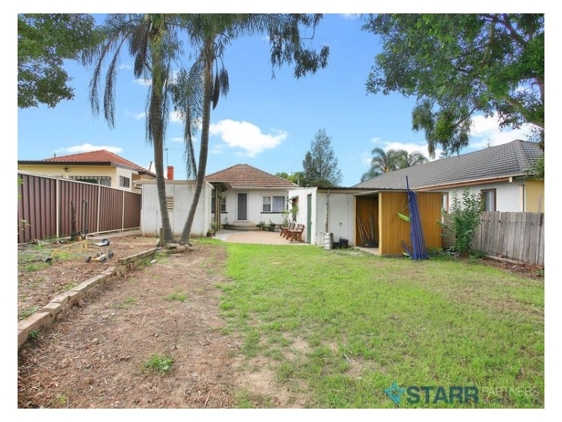 16 Allison Road, Guildford NSW 2161