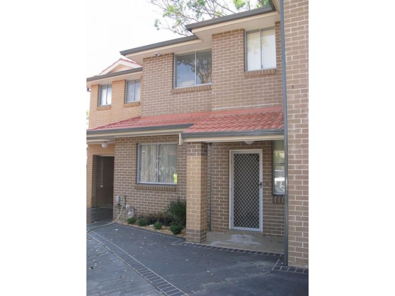 08/51-55 WARREN ROAD, Woodpark NSW 2164