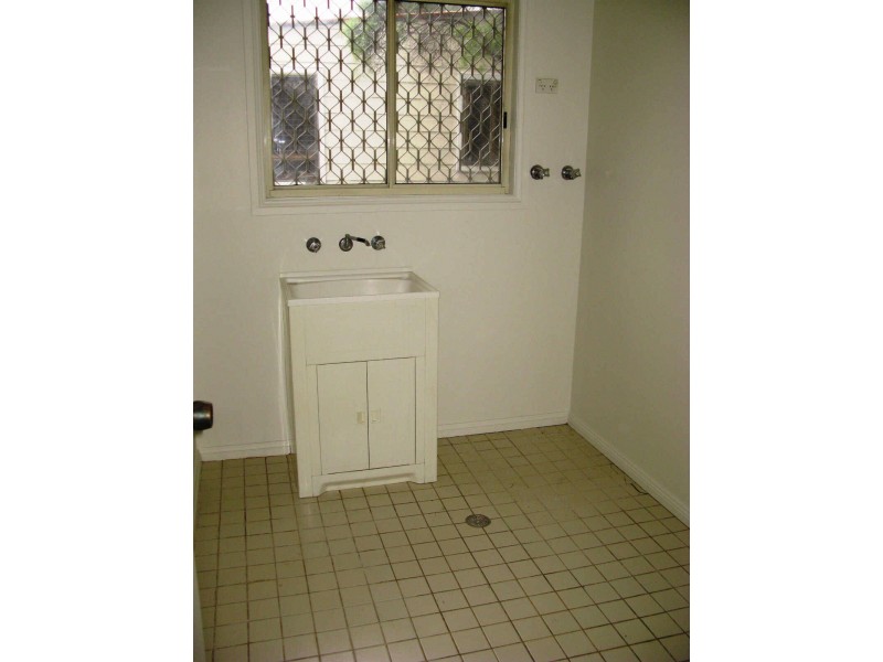 01/42  CHETWYND ROAD, Merrylands NSW 2160