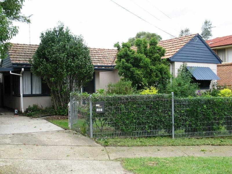 161 BURNETT STREET, Mays Hill NSW 2145
