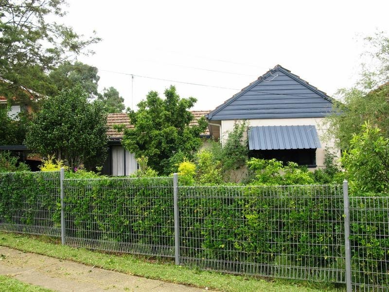 161 BURNETT STREET, Mays Hill NSW 2145