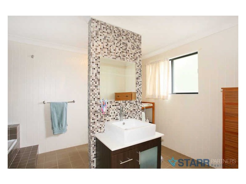 08 CENTENARY ROAD, Merrylands NSW 2160