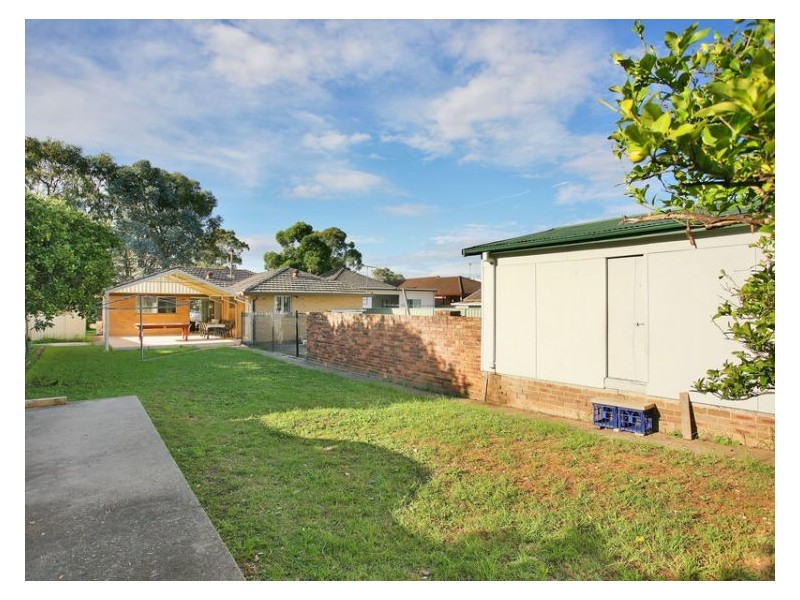 22 Kenyons Road, Merrylands NSW 2160
