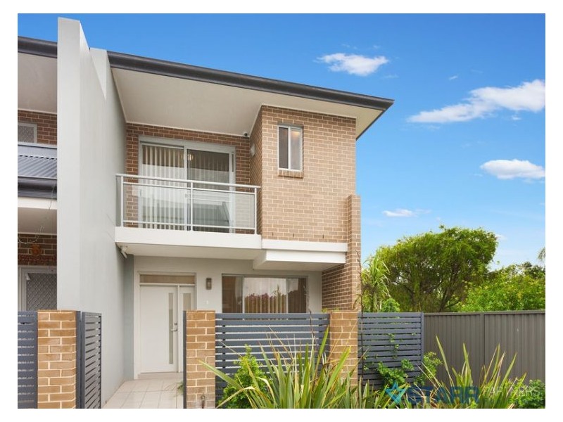 9/10 Water Street, Wentworthville NSW 2145