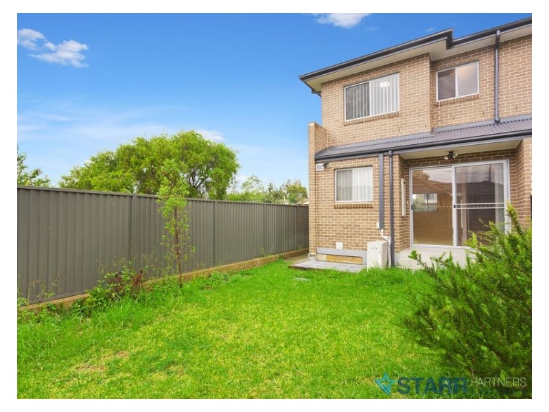 9/10 Water Street, Wentworthville NSW 2145