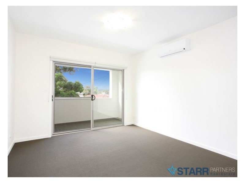 12 Como Street, Merrylands NSW 2160