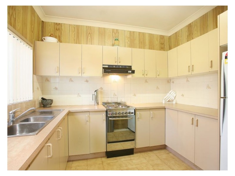 25 Strickland Road, Guildford NSW 2161