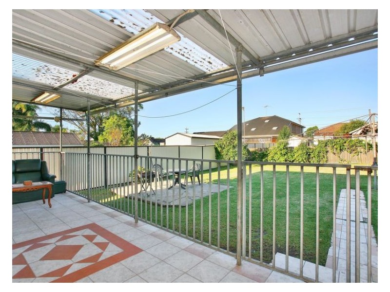 25 Strickland Road, Guildford NSW 2161