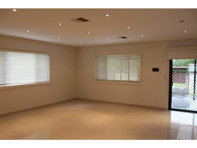 126 FAIRFIELD ROAD, Guildford West NSW 2161