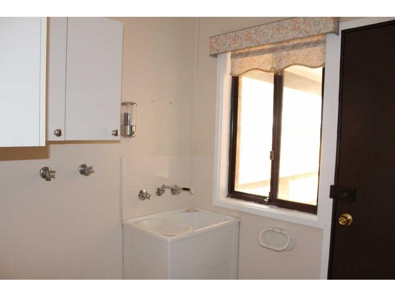 28 BEECHWOOD AVENUE, Greystanes NSW 2145