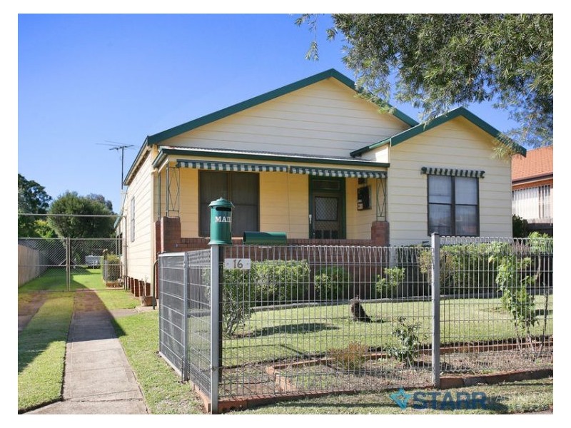 16 Salisbury Road, Guildford NSW 2161