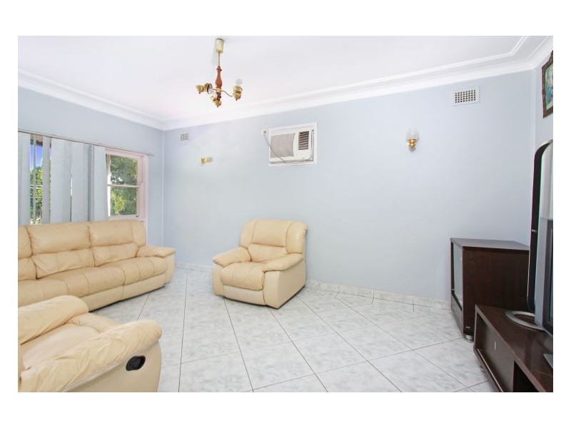 48 Vale Street, Woodpark NSW 2164