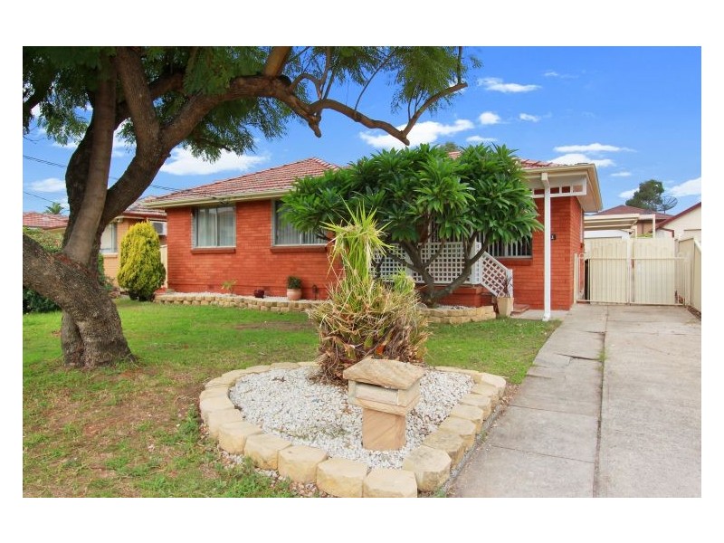 12 Gwydir Street, Greystanes NSW 2145