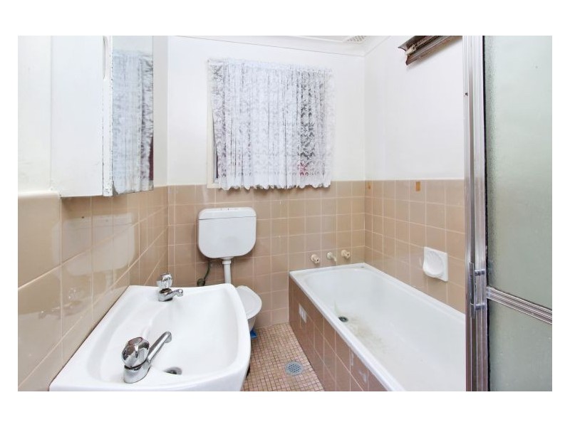 12 Gwydir Street, Greystanes NSW 2145