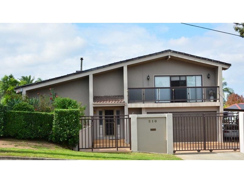 210 MACQUARIE ROAD, Greystanes NSW 2145