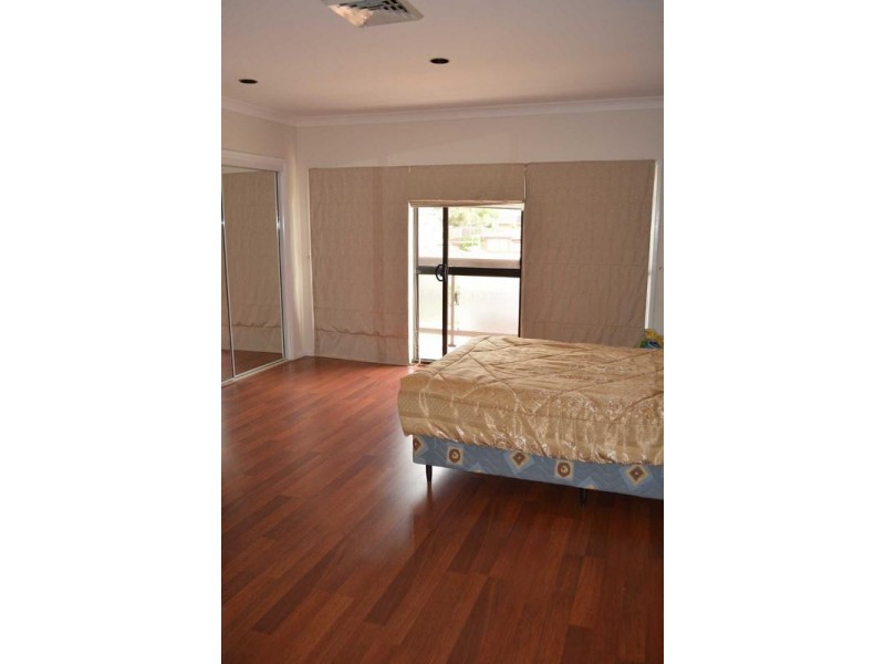 210 MACQUARIE ROAD, Greystanes NSW 2145