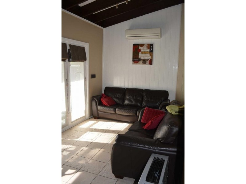 210 MACQUARIE ROAD, Greystanes NSW 2145