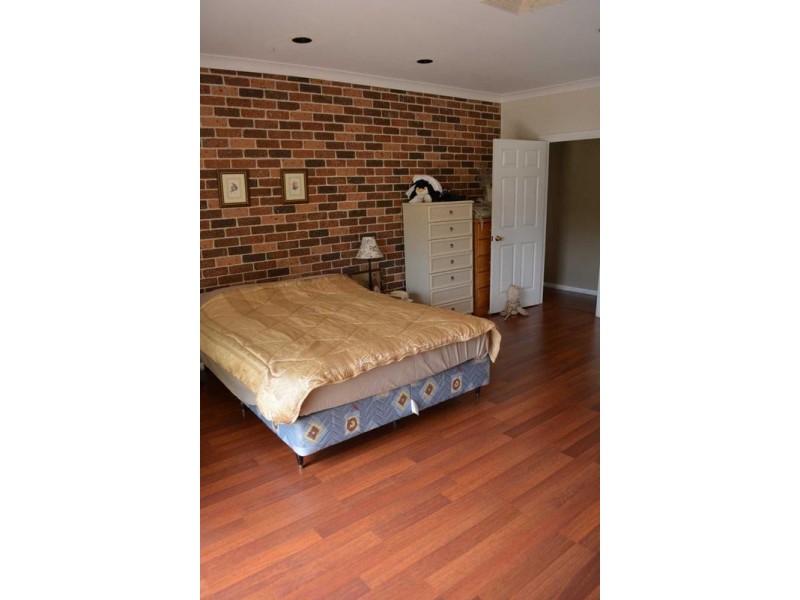 210 MACQUARIE ROAD, Greystanes NSW 2145