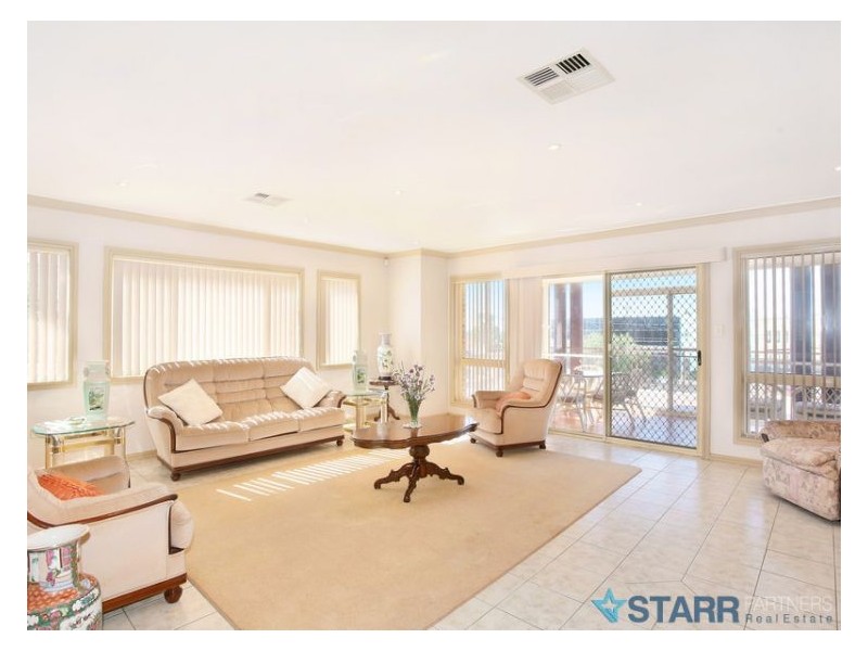 576 Woodville Road (Cnr Chiltern Rd), Guildford NSW 2161