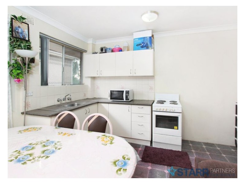 3/15 Oxford Street, Merrylands NSW 2160
