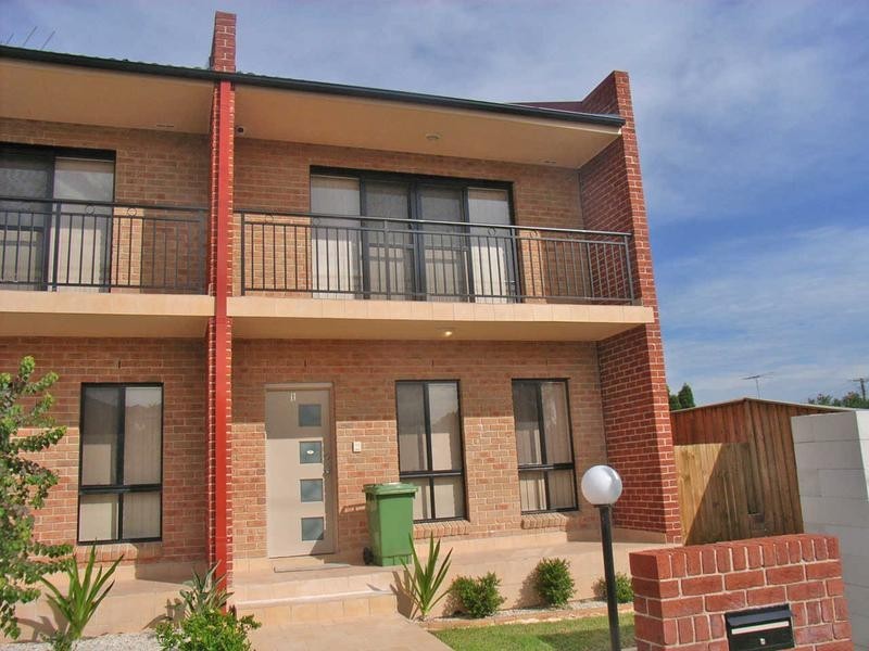1/38-42 WYNYARD STREET, Guildford NSW 2161