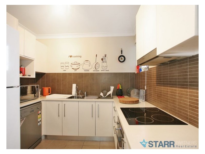 10/18 Oxford Street, Merrylands NSW 2160