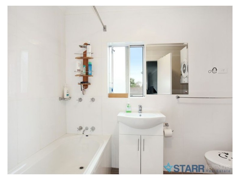 10/18 Oxford Street, Merrylands NSW 2160