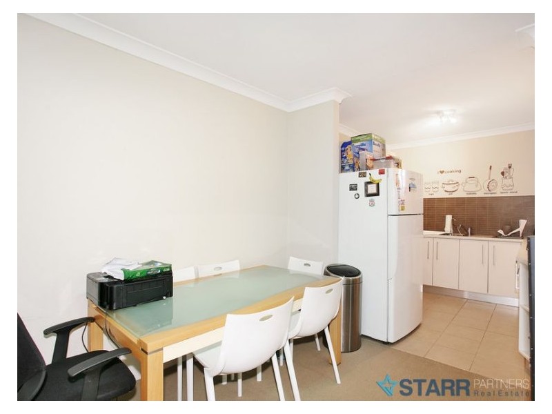 10/18 Oxford Street, Merrylands NSW 2160