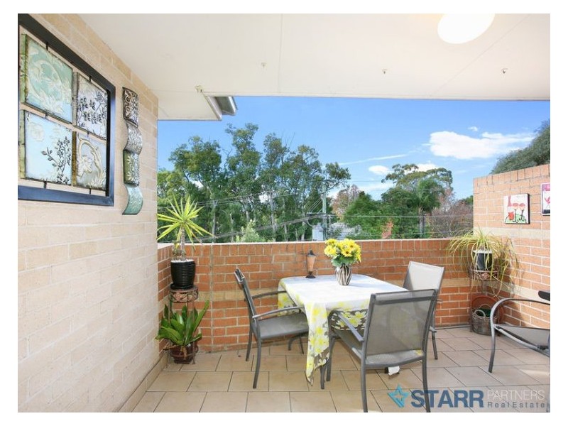 27/2 Conie Avenue, Baulkham Hills NSW 2153