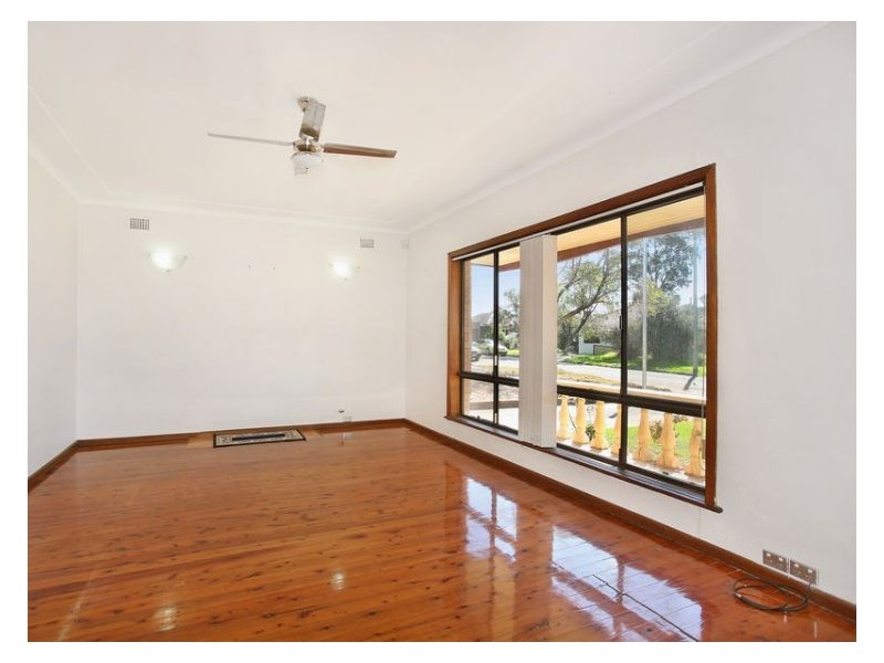 11 Essex Street, Guildford NSW 2161