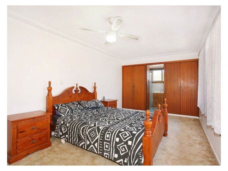 11 Essex Street, Guildford NSW 2161