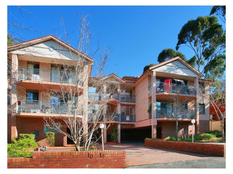 12/10-14 Calliope Street, Guildford NSW 2161