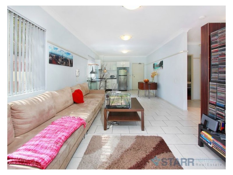 26/2-4 Kane Street, Guildford NSW 2161