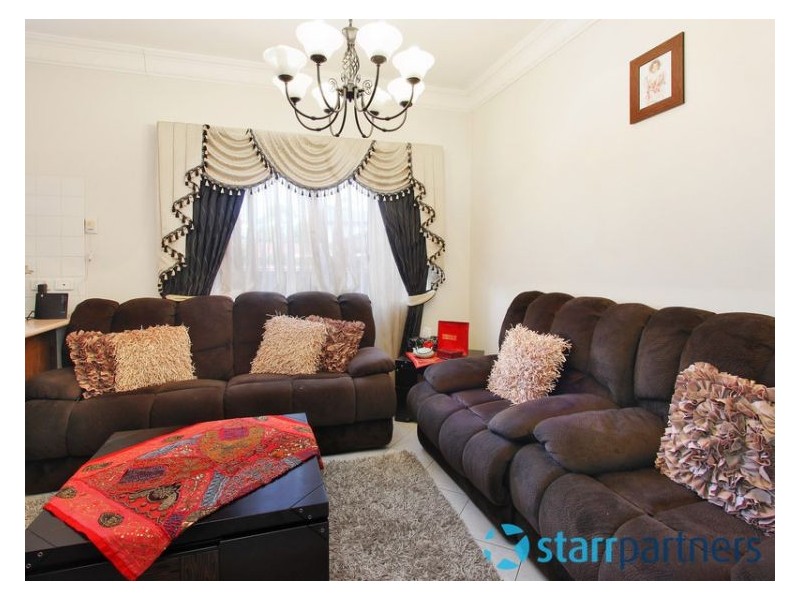 24 Renfrew Street, Guildford NSW 2161