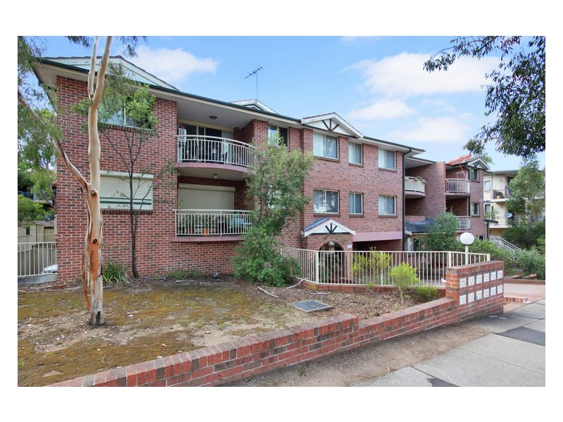 9/35-37 Windsor Road, Merrylands NSW 2160