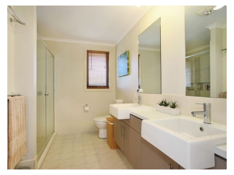 8 Pastoral Circuit, Pemulwuy NSW 2145