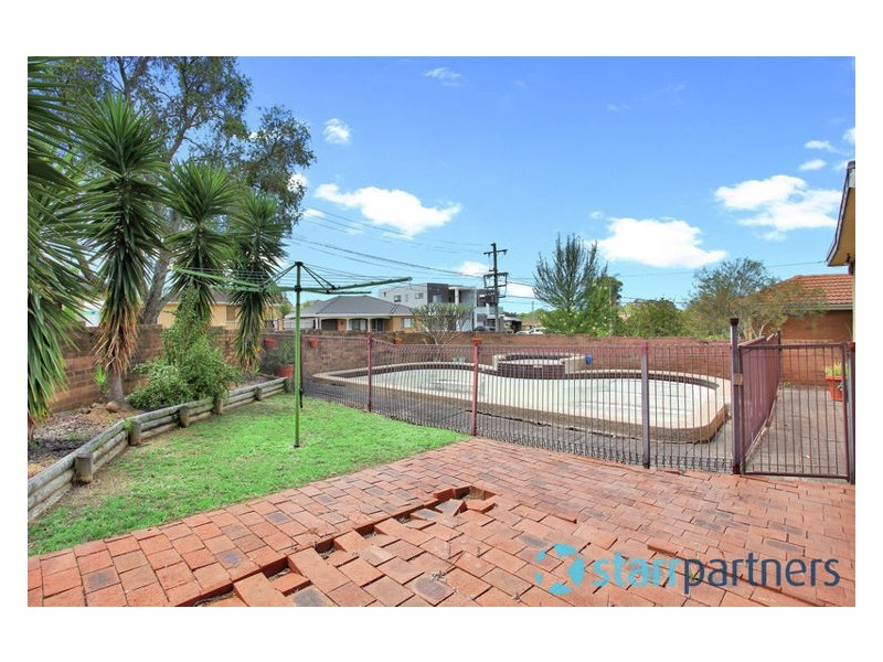 5 Roberta Street, Greystanes NSW 2145