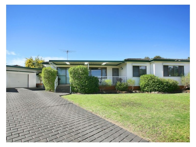 16 Runyon Avenue, Greystanes NSW 2145