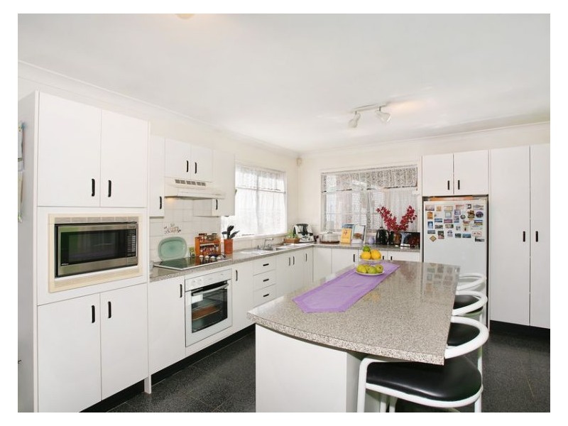 16 Runyon Avenue, Greystanes NSW 2145